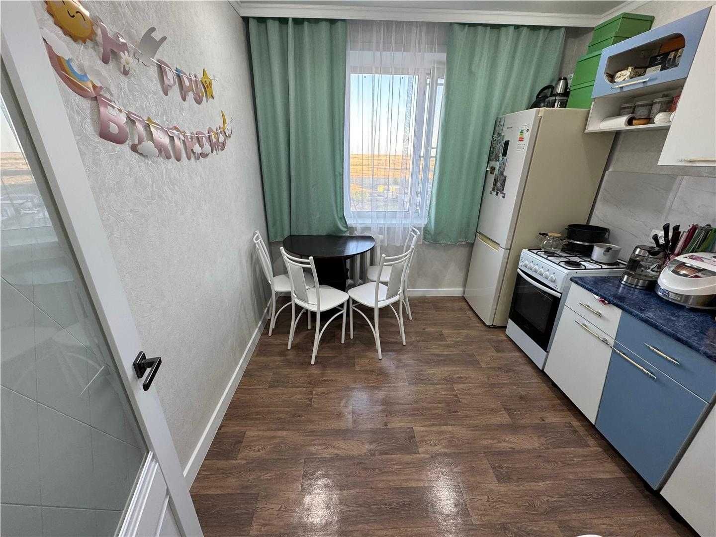 ^Продам 1 комнатную квартиру на Голубых Прудах!!!