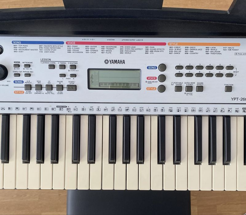Синтезатор Yamaha YPT- 260