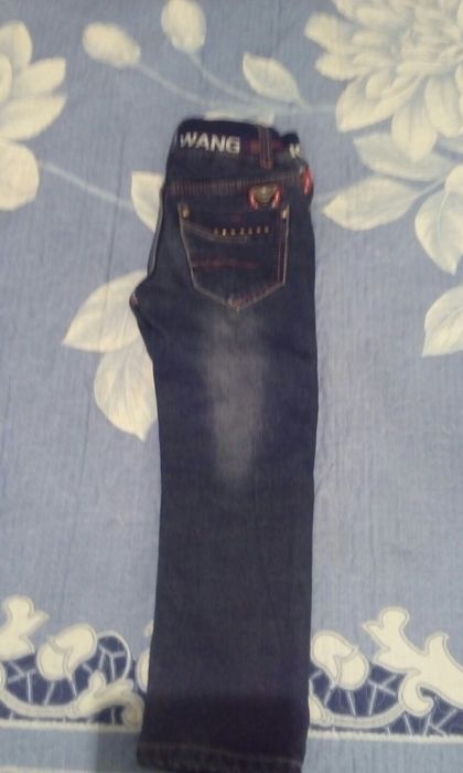 Продам или обмен! Джинсы с начесом на 3-5 лет,в отл.состоянии,цена 250