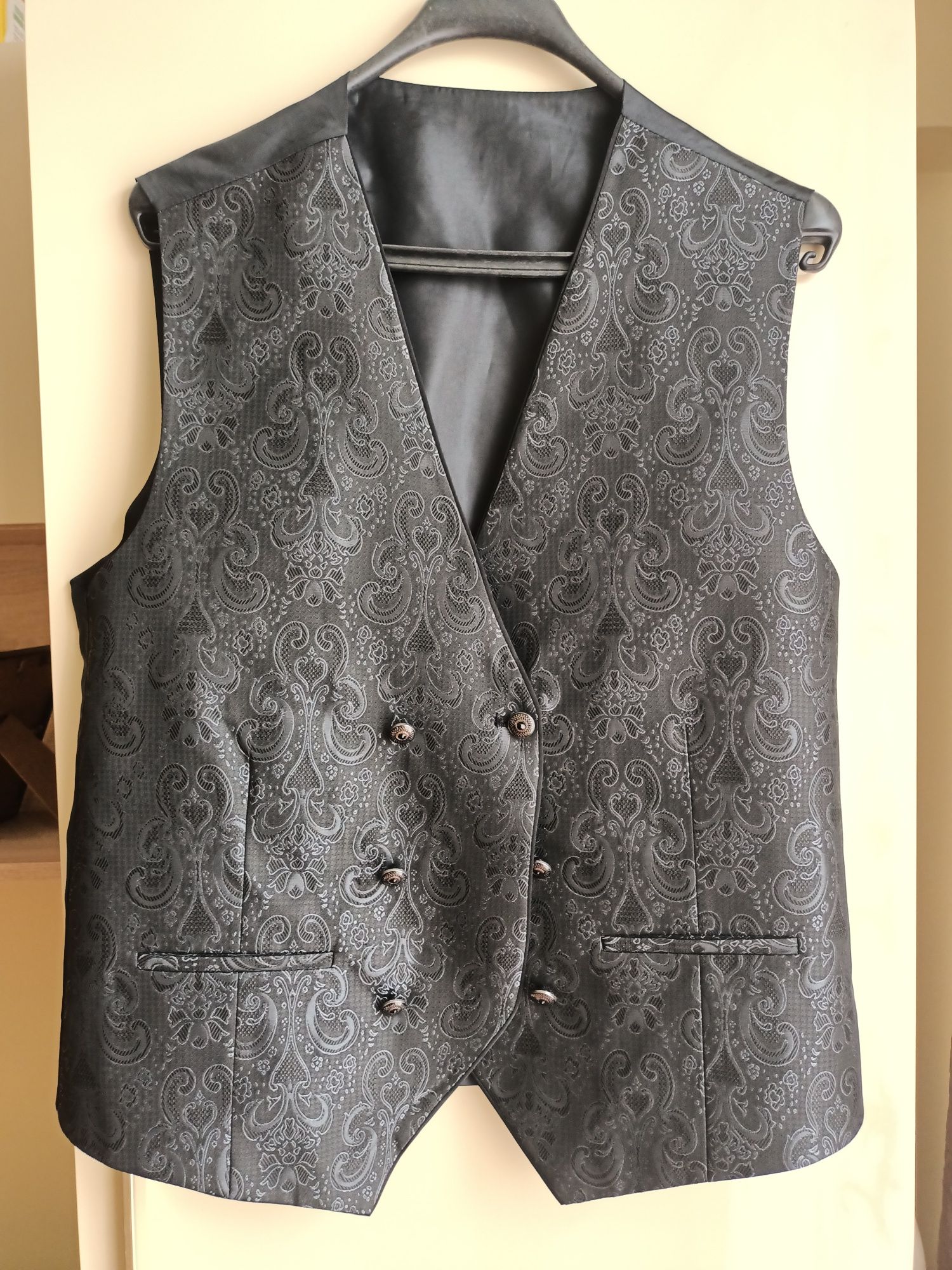 Costum ginere (sacou+vesta+cravata)