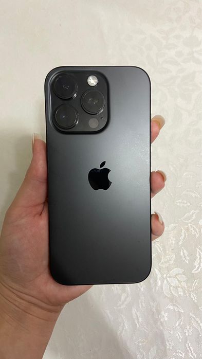 Продам 16pro , память 256gb,черный цвет с коробкой