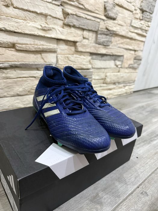 Детски бутонки Adidas Predator Junior FG Football Boots