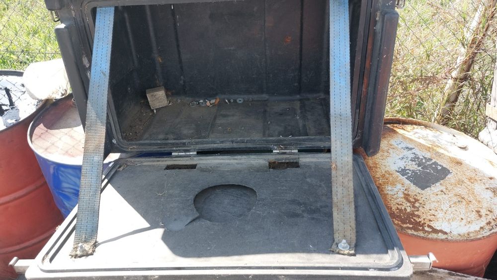 Lada scule semiremorca