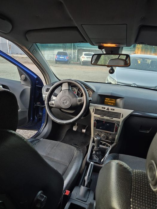Opel astra H / 1.7 / 2004  Diesel