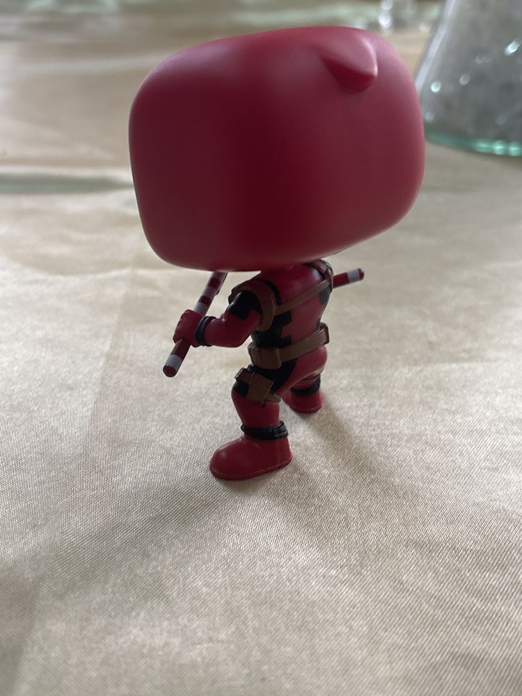 Holiday Deadpool (Candy Canes)