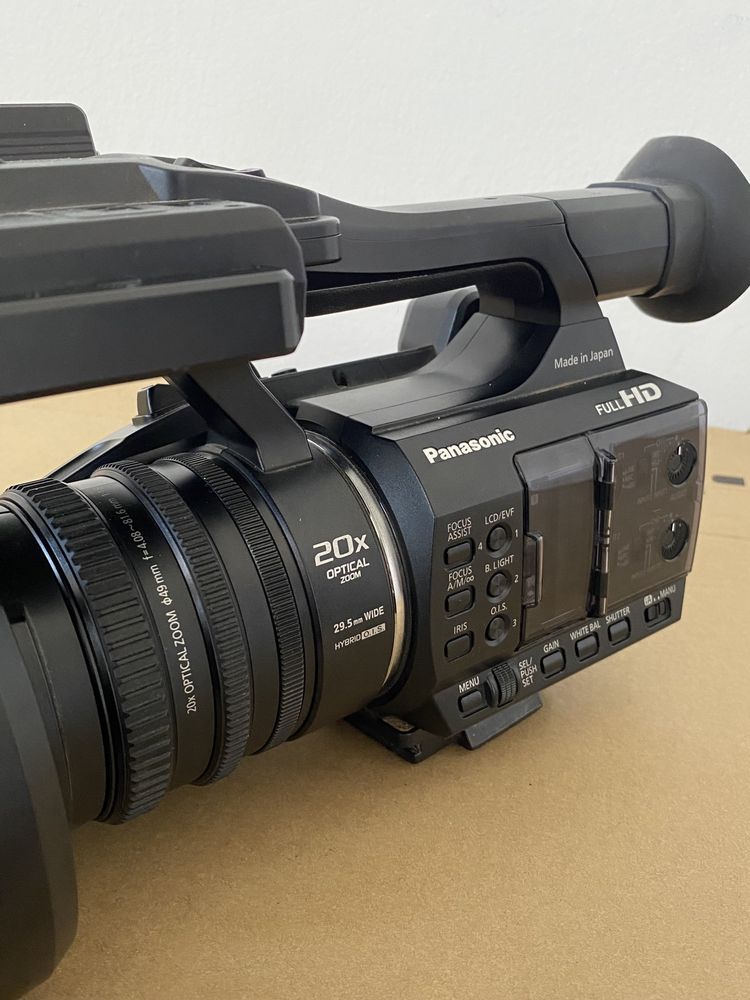 Видеокамера Panasonic AG-AC30 Full HD