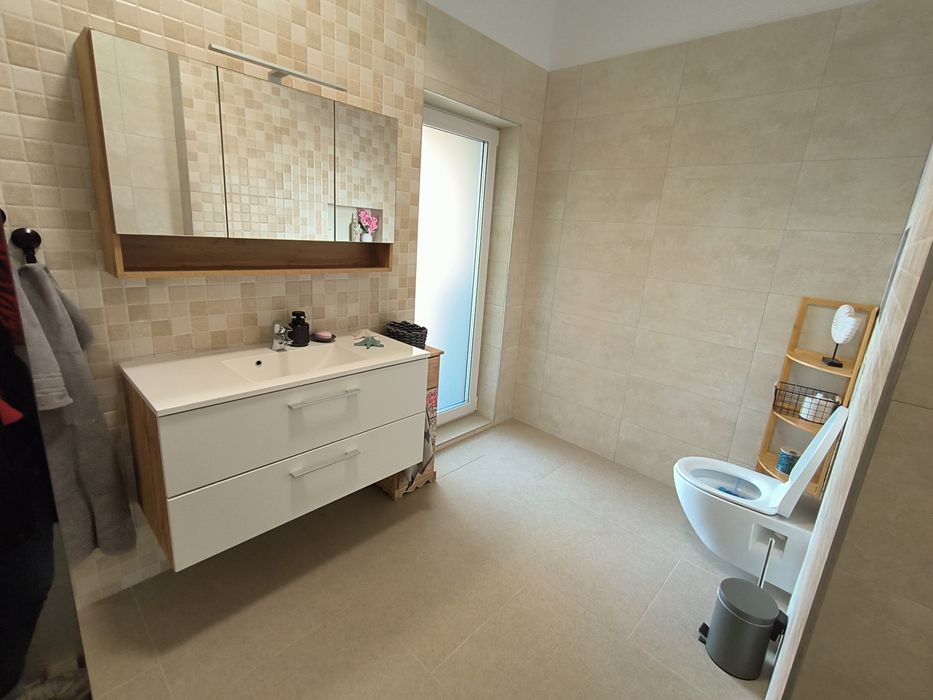 Închiriez apartament nou 2 camere  Penny Cireșica