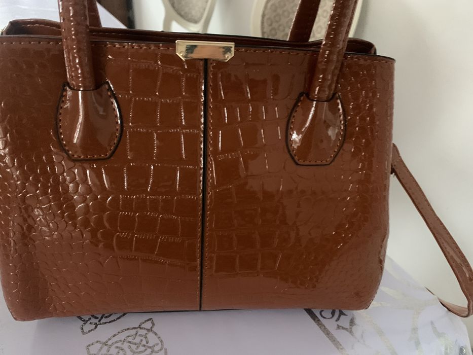 Продам женскую  сумочку