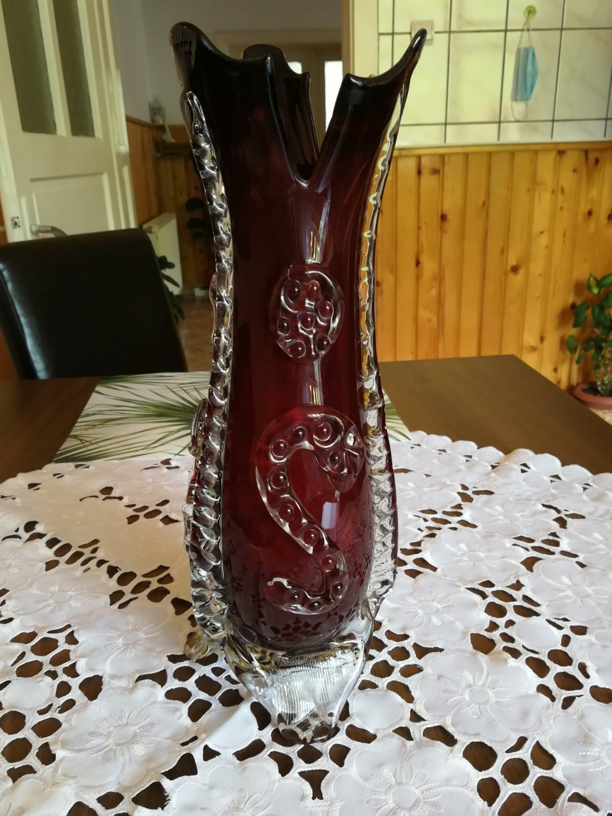 Vaza de sticla,pentru florii.Pret.50 lei