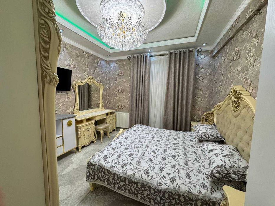 Продаётся квартира 3/3/7 ЖК "Ок Сарой" (Паркентский рынок), 97м2