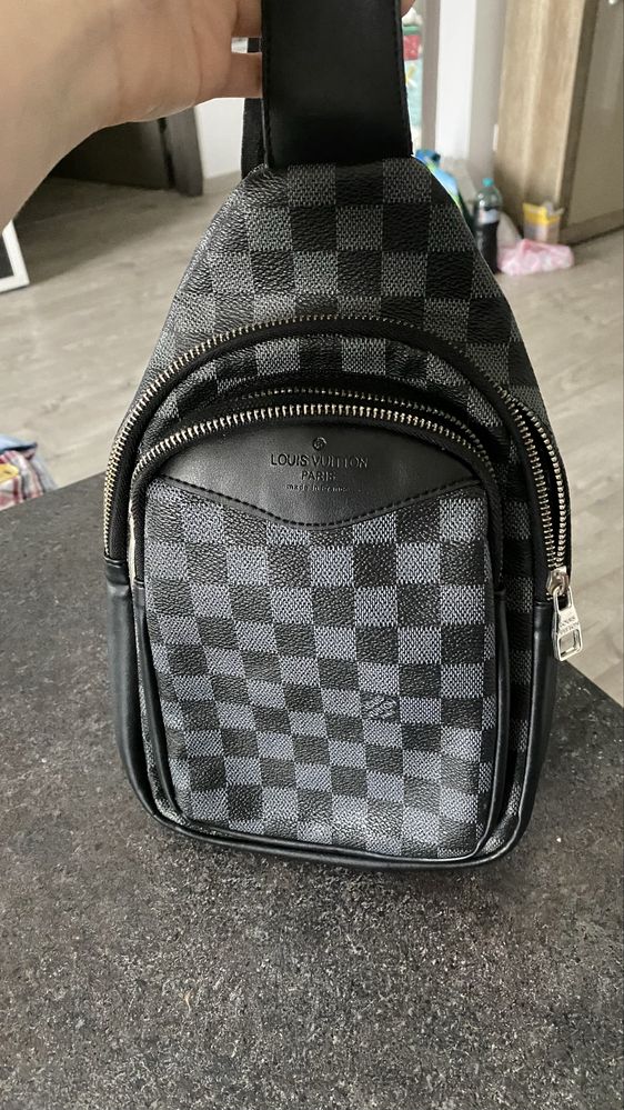 Louis Vuitton Damier Infini Leather Messenger Bag