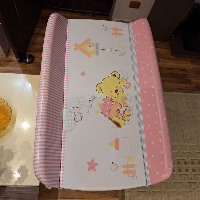 Masa de baie pliabila cu saltea de infasat