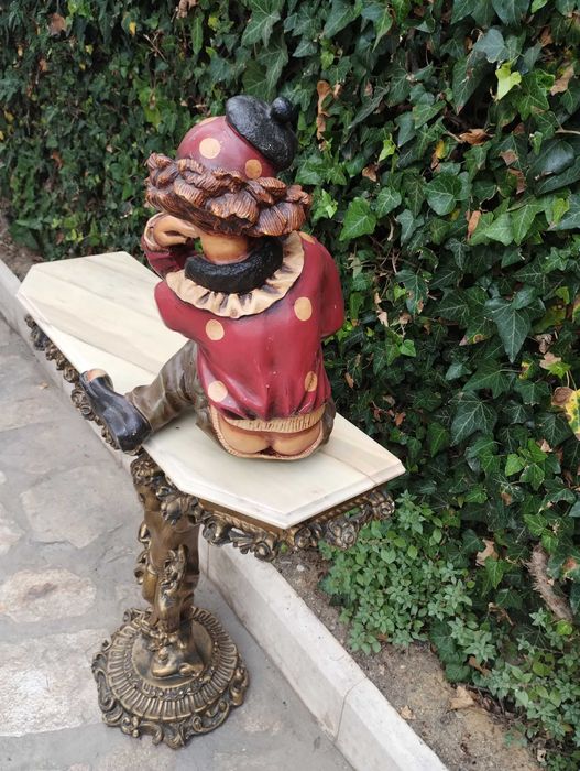 порцеланова статуетка - клоун