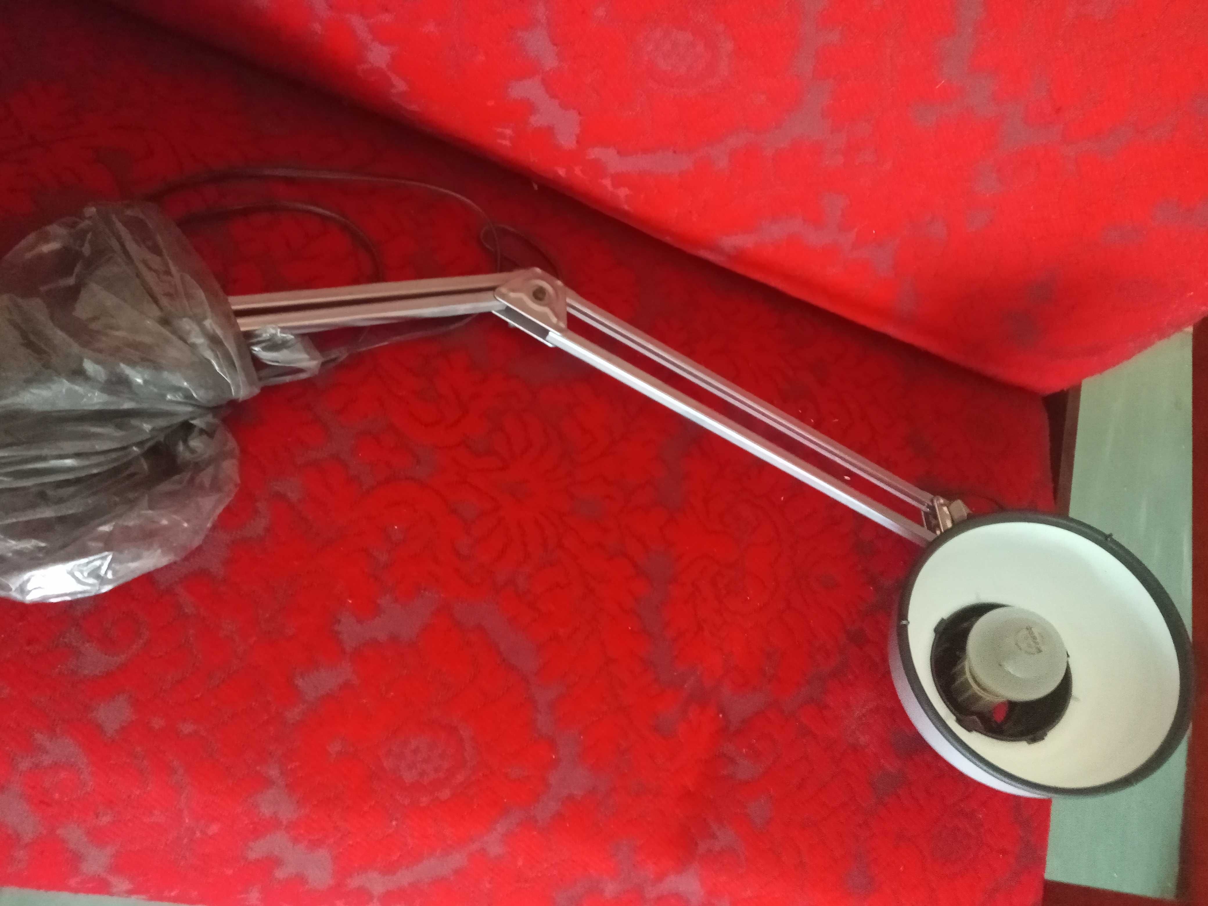 Lampa de birou, noua!