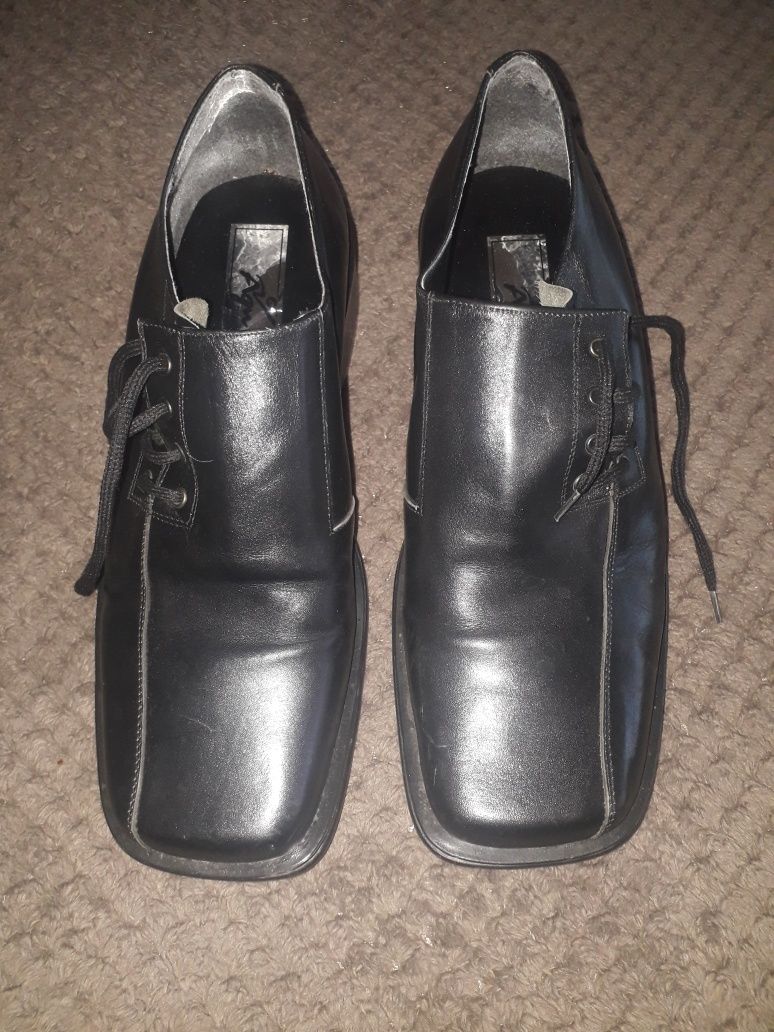 Мъжки  черни обувки