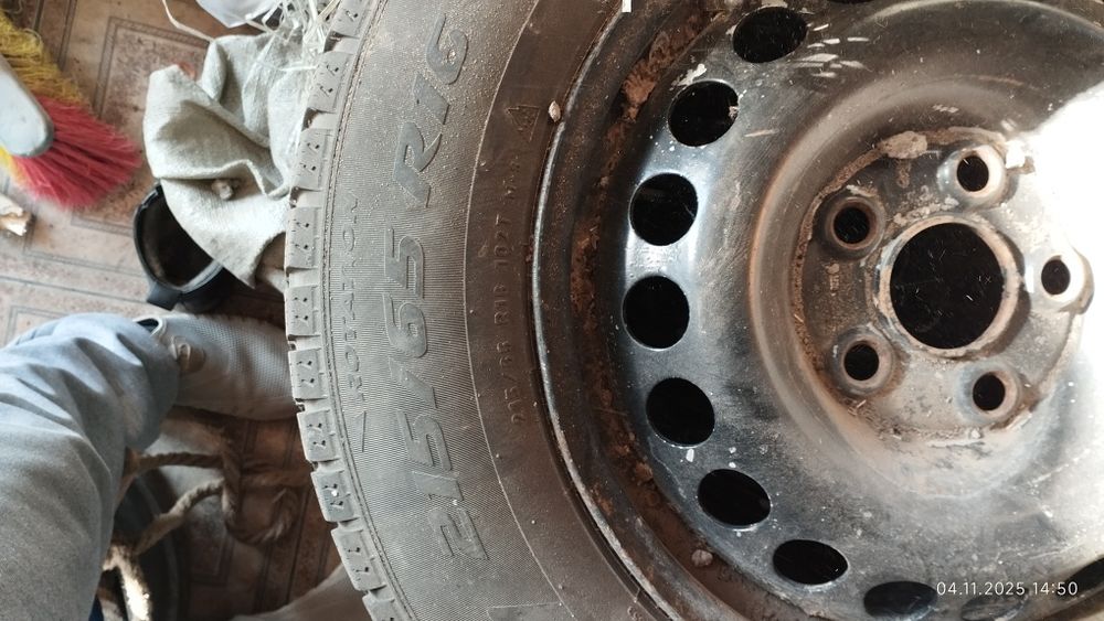 Диски с зимней резиной