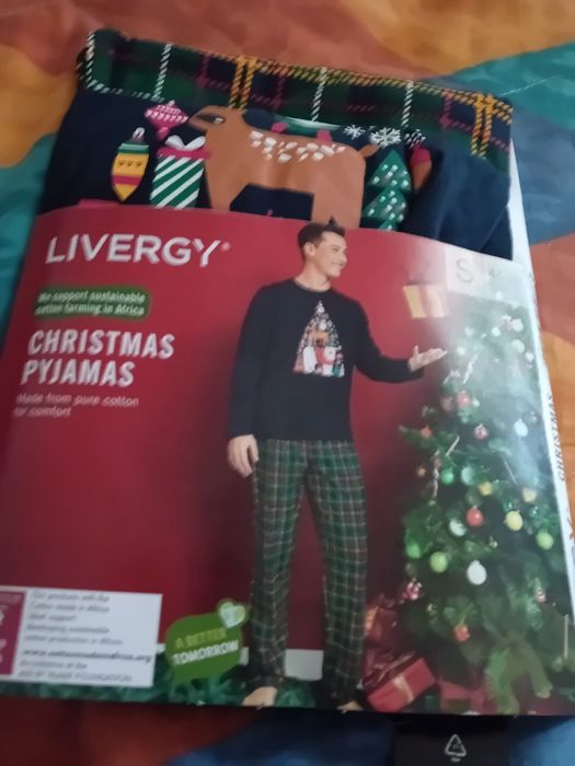 ₩ pijamale barbati marime 44/46 nou de crăciun