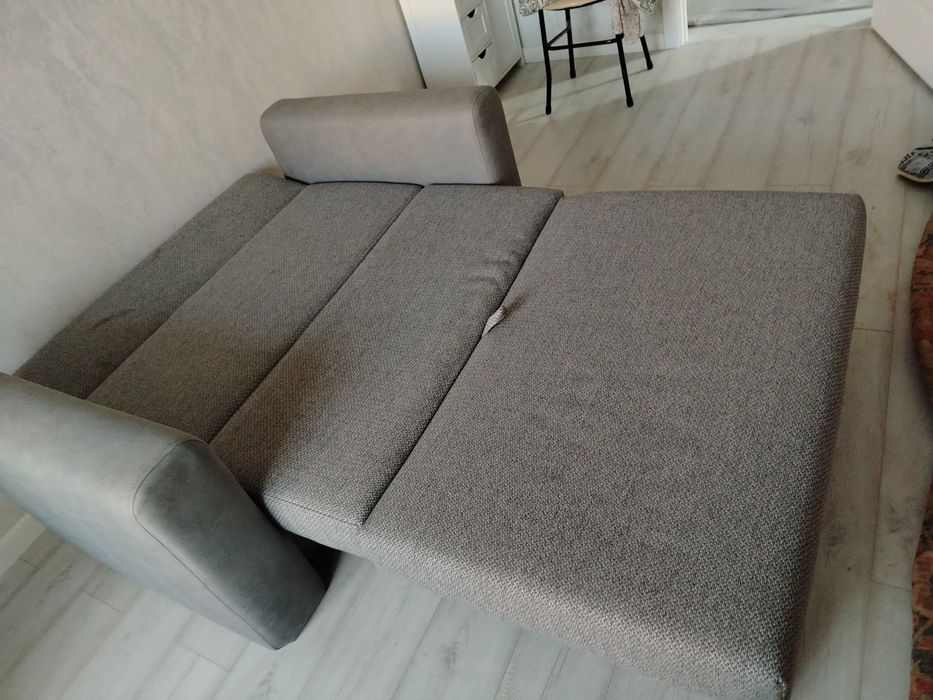 Диван раскладной для прихожей или кухни