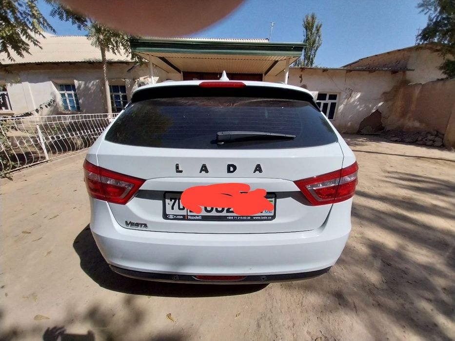 Lada Moshina sotiladi