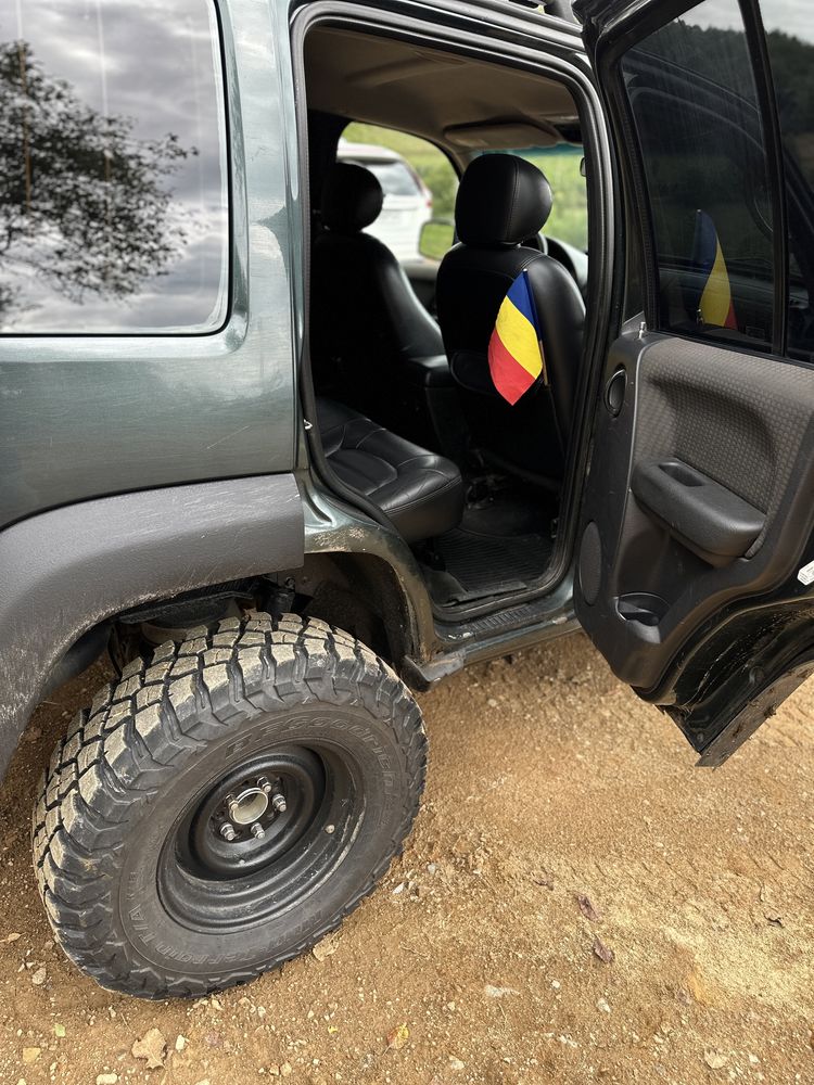 Jeep cheroke kj 2.5