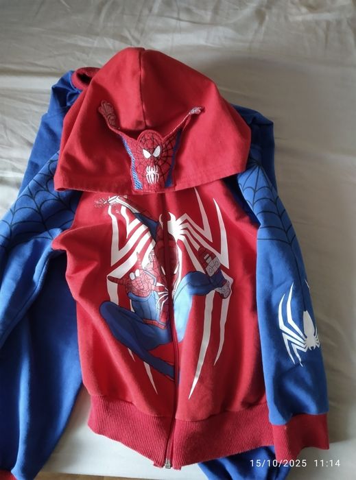 Trening Spiderman 3-4 ani și adidași Nike 28.5