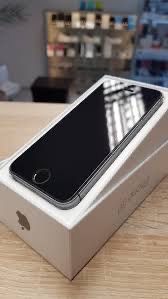 iPhone se 1 поколения новый