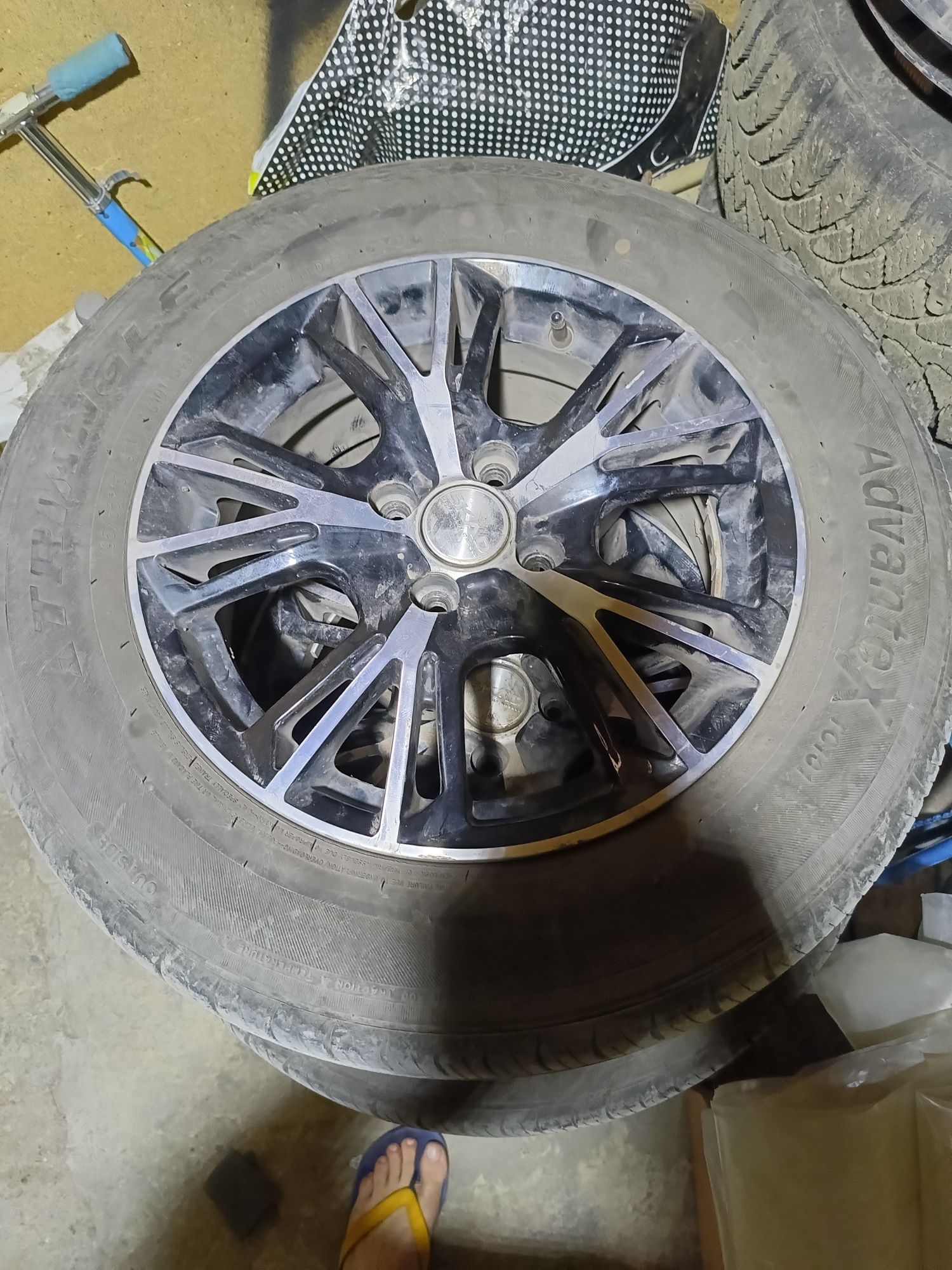 Продам диски р 15 с резиной