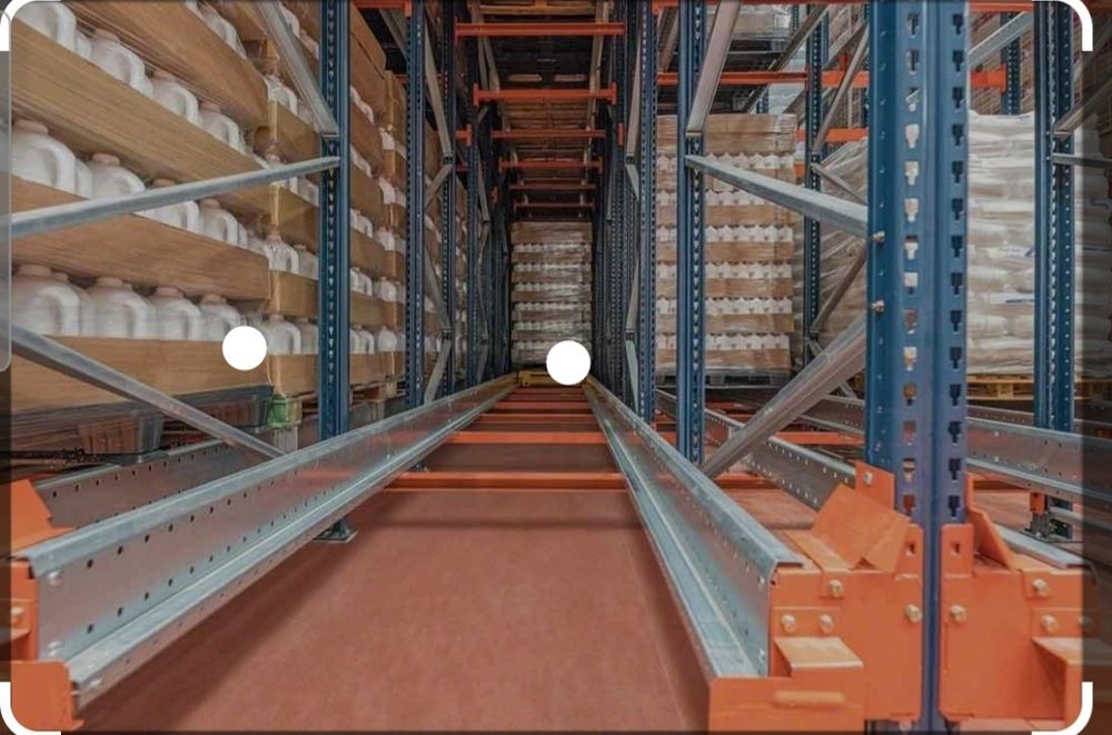 Rafturi metalice drive - in