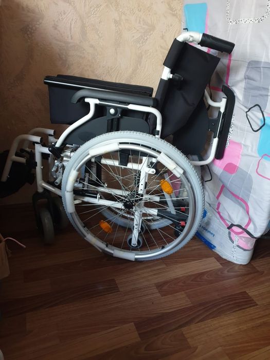 Инвалидная коляска