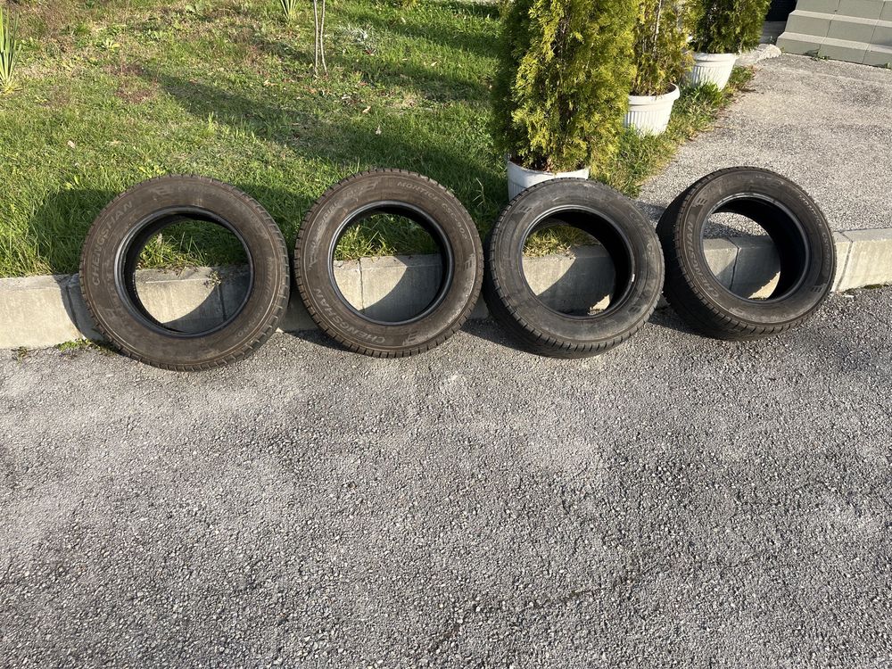 Гуми 215/65 R16C