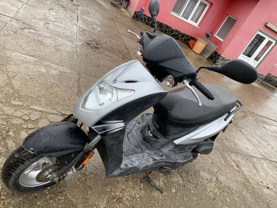 Scuter Kymco 2022
