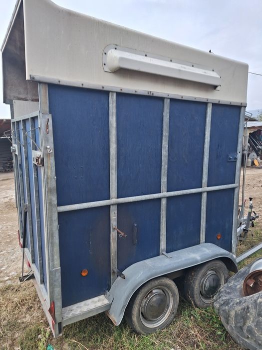 Remorca transport animale 1.5t