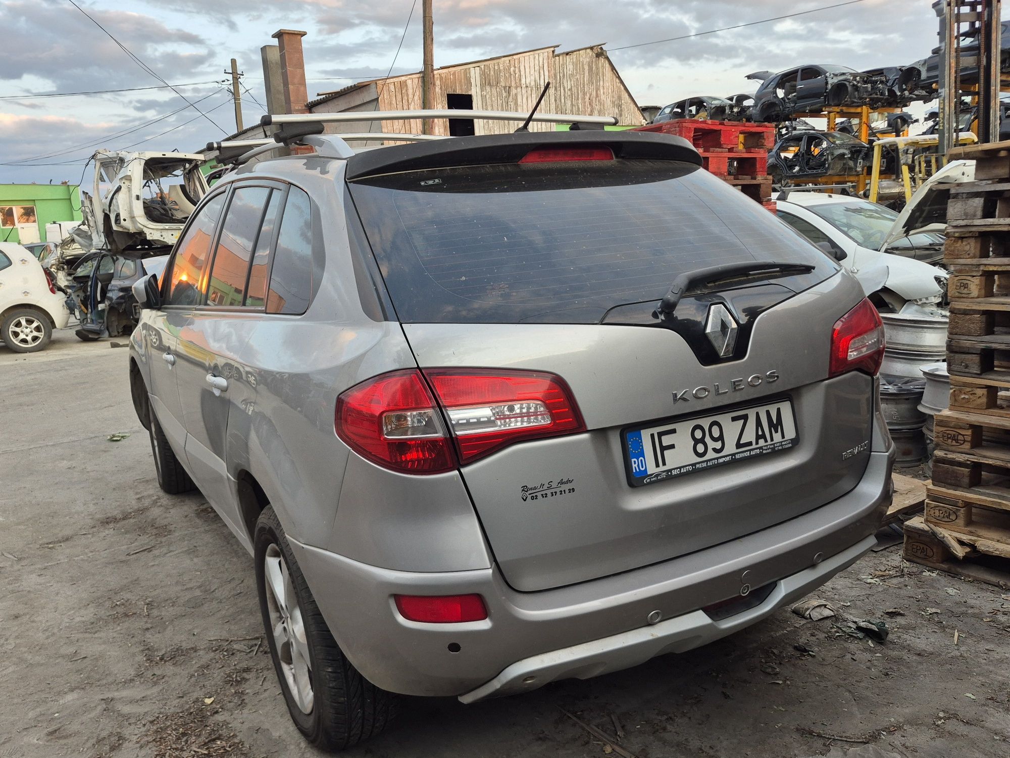 Renault koleos 2.0d 4x4 2008 avariat