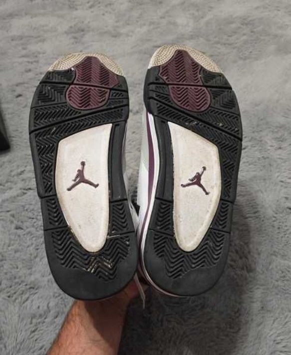 Jordan x PSG Air Jordan 4 Retro 
x PSG Air Jordan 4 Retro