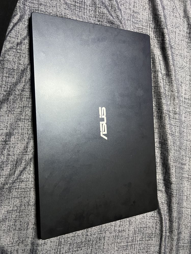 Laptop asus NOU