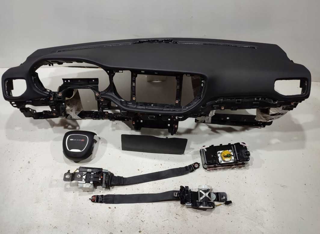 Dodge Durango 2021 - kit airbag - plansa de bord - centuri siguranta
