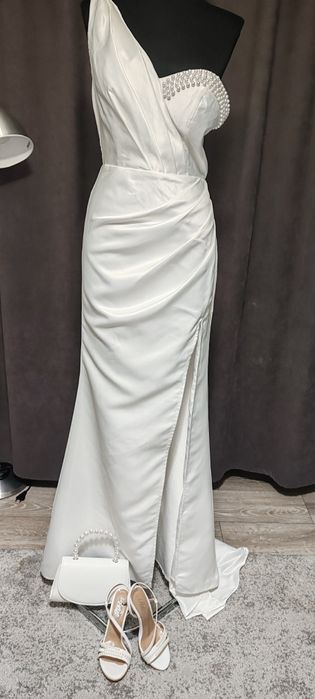 Rochiță de mireasa măr s