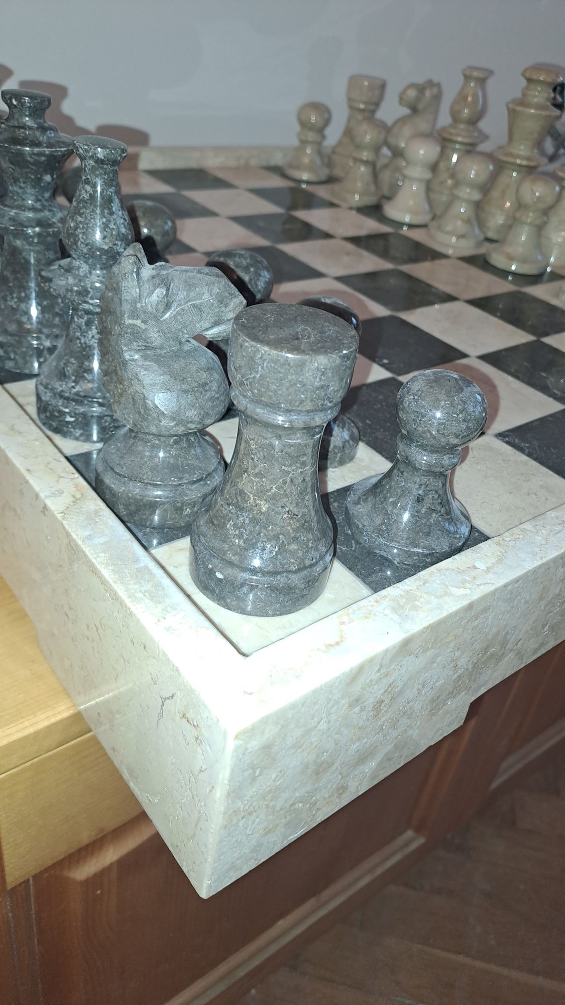 Каменен шах ръчна изработка