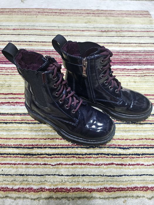 Продам осенние ботинки на девочку