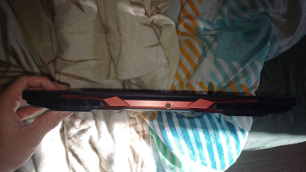 Гейминг лаптоп Acer Nitro AN515-57