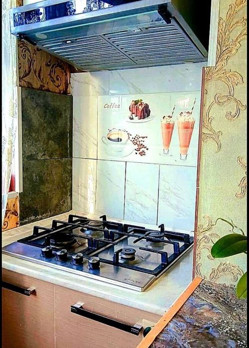 Юнусабад 4 квартал. Продается квартира 1/3/4