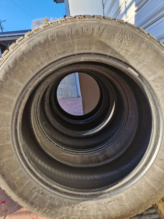 4 броя зимни гуми, размер  255/55/18 Kormoran