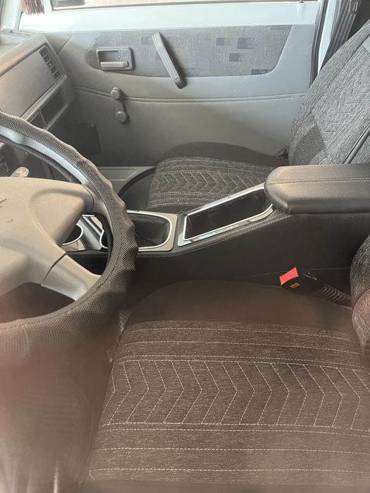 Yangi damas srochno sotiladi