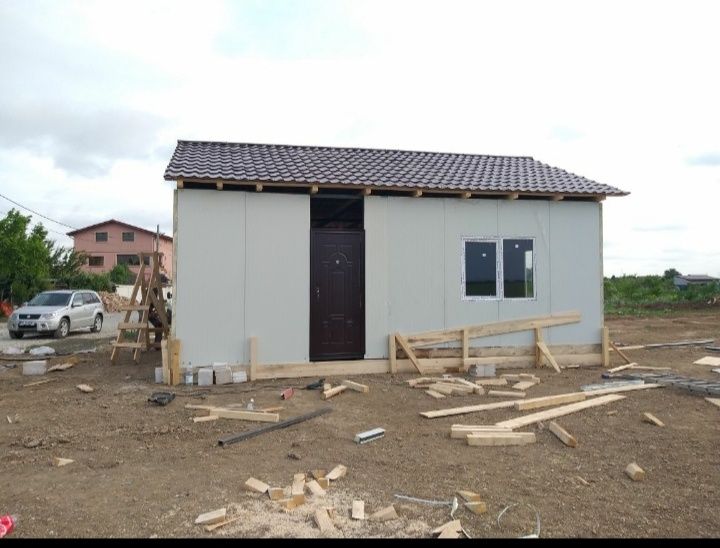 Vand casute modulare 6.4*8.4 m pe structura metalică