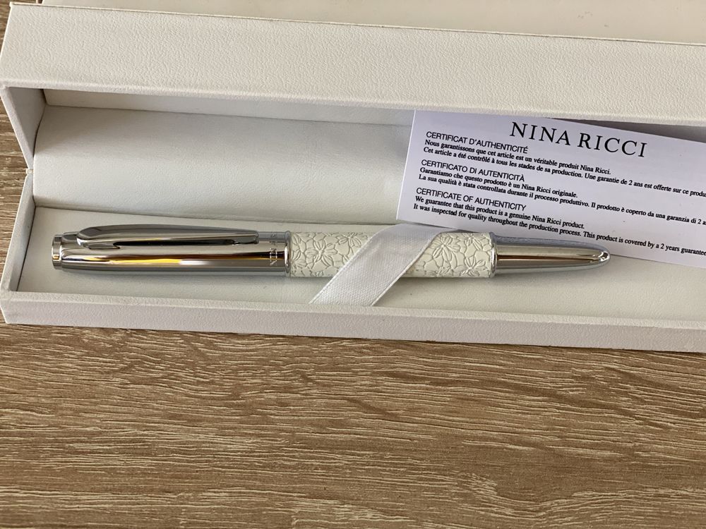 Stilou Nina Ricci