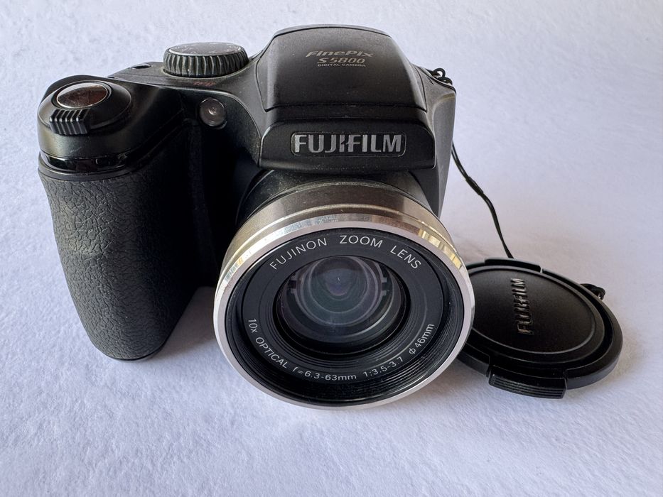Camera foto Bridge Fujifilm FinePix S5800