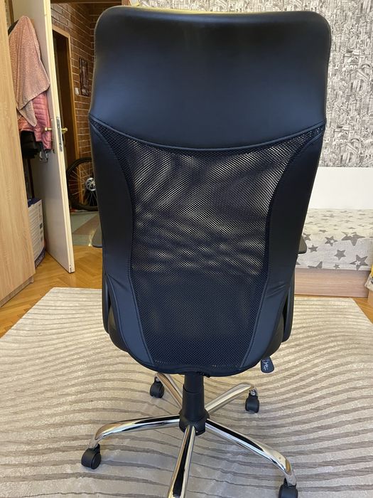 Офис стол без забележки