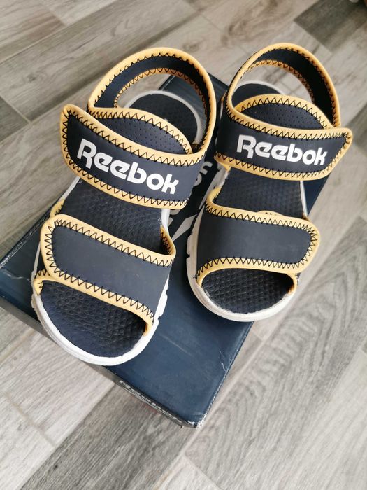 Детски сандали Reebok