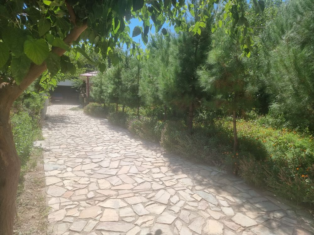 Sarmishsoyda Zamonaviy Dacha Sotiladi