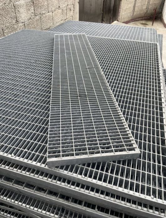 Vand trepte zincate galvanizate